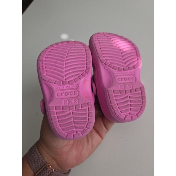 Crocs Baby Girl's Pink Colored Rubber Clogs Child Size 2/3 - Picture 2 of 6
